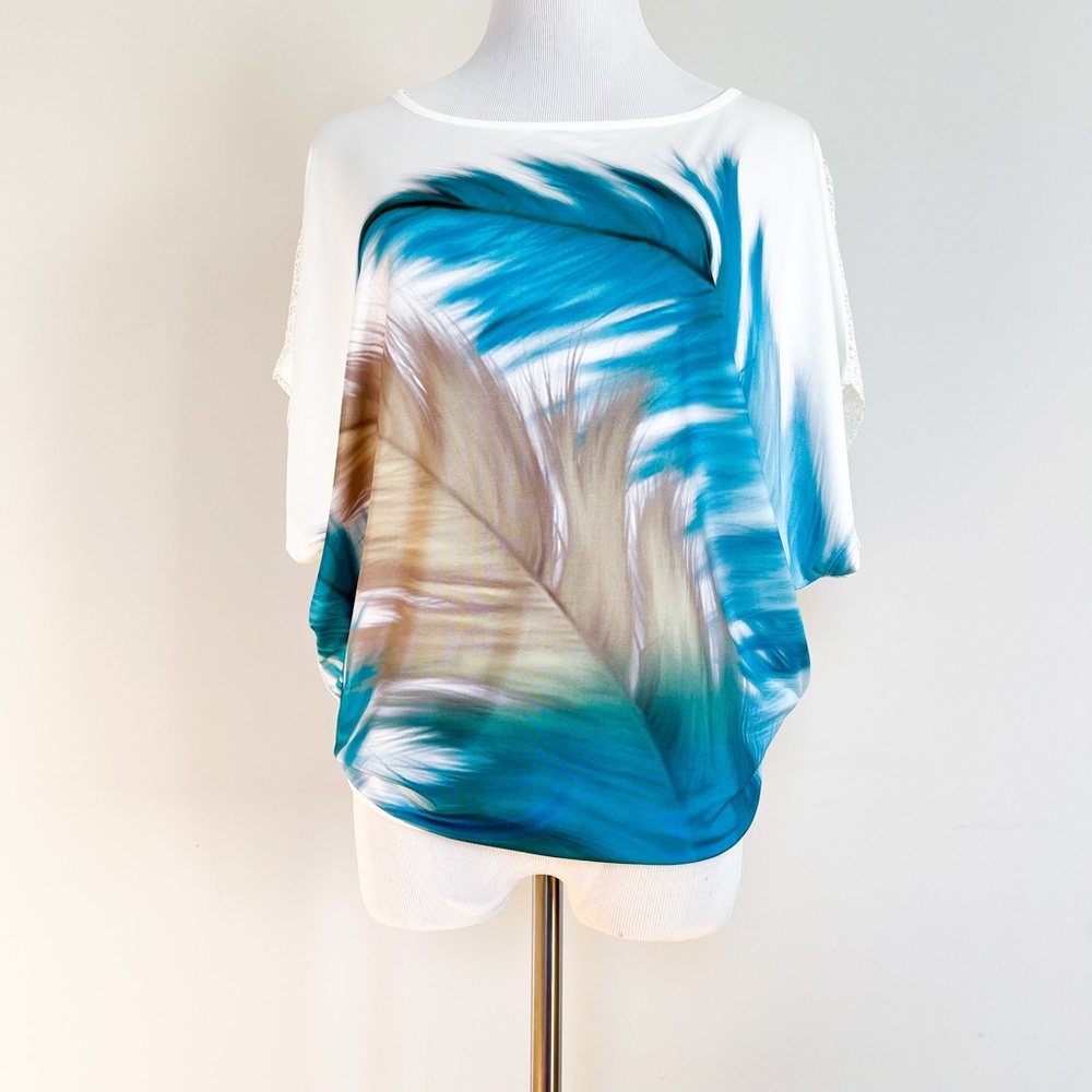 $148 | Waggon Paris | Tropical Print Ecru Tunic Top Relaxed Fit Short Sleeve Med